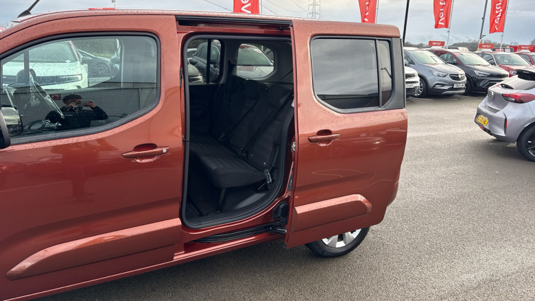 Vauxhall Combo Life 1.5 Turbo D SE 5dr Diesel Estate